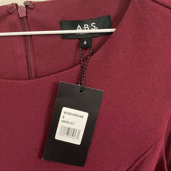 ABS burgundy plain dress - Picture 2 of 3